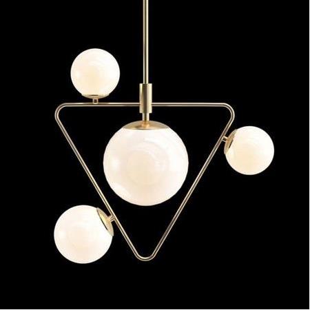 TRIPLA 4 TRIANGOLO AVİZE